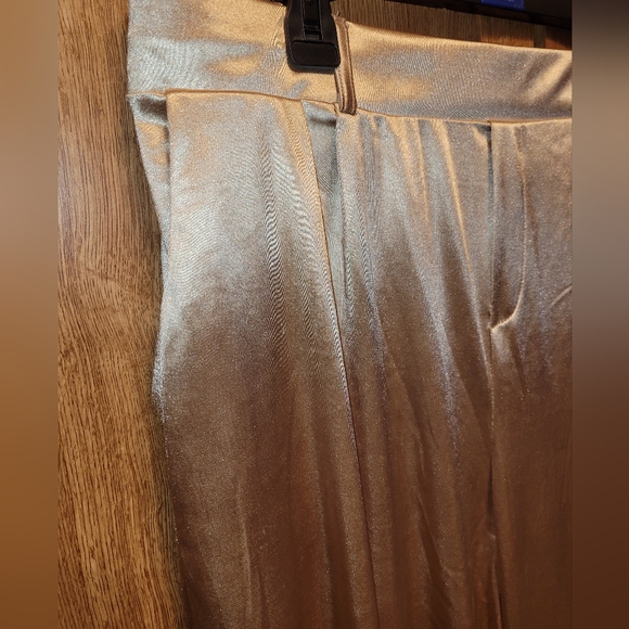 Harper by block women's NWT champagne colored satin pants 2xl - Picture 5 of 5